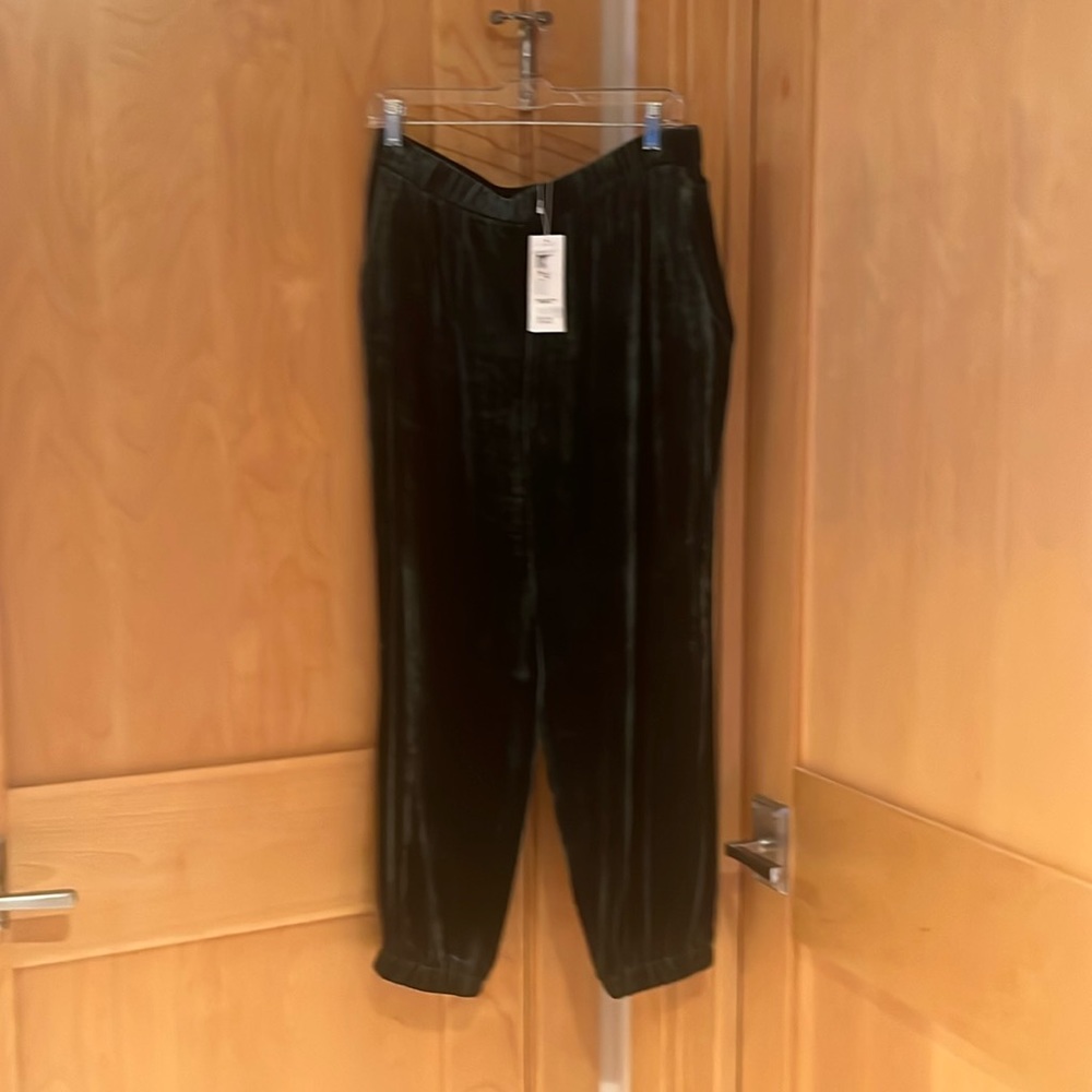 Velvet Eileen Fisher harem pants in Pine.